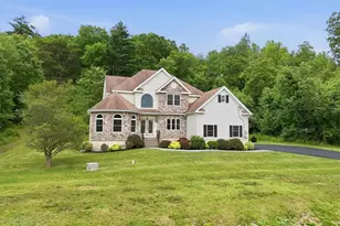 5248 Cherry Valley Rd, Hamilton Twp, PA 18353 - Photo 4