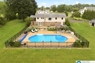 463 N Penn Dixie Rd, Moore Township, PA 18014 - Photo 2
