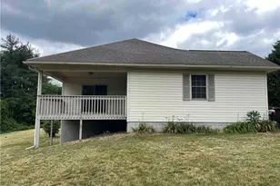 2403 Route 115, Chestnuthill Twp, PA 18353 - Photo 40