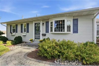 4251 Oakleigh Road, South Whitehall Township, PA 18104 - Photo 4