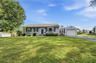 4251 Oakleigh Rd, South Whitehall Township, PA 18104 - Photo 1