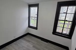 300 Pine St, Reading City, PA 19602 - Photo 10