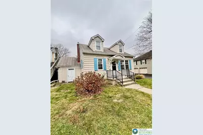 221 E Chestnut Street, Nazareth, PA 18064 - Photo 2