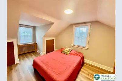 221 E Chestnut Street, Nazareth, PA 18064 - Photo 10