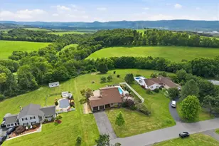 8751 Pleasant View Rd, Lower Mt Bethel Twp, PA 18013 - Photo 64
