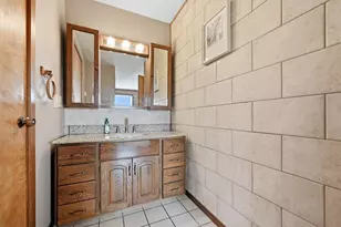 8751 Pleasant View Rd, Lower Mt Bethel Twp, PA 18013 - Photo 42