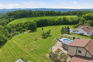 8751 Pleasant View Rd, Lower Mt Bethel Twp, PA 18013 - Photo 60