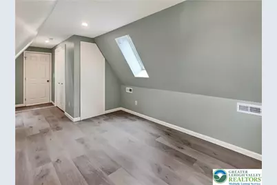411 Main Street #2, Hellertown Boro, PA 18055 - Photo 32
