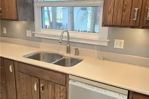 1410 Broadway, Fountain Hill Boro, PA 18015 - Photo 8