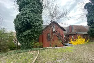 315 S Centre St, Pottsville, PA 17901 - Photo 14