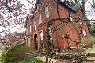 315 S Centre St, Pottsville, PA 17901 - Photo 2