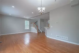 253 Milkweed Dr, Upper Macungie Township, PA 18104 - Photo 16