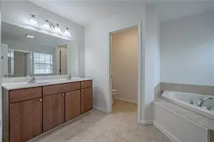 253 Milkweed Dr, Upper Macungie Township, PA 18104 - Photo 20