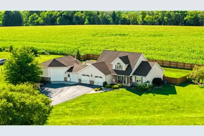 830 Gideons Court, Moore Township, PA 18014 - Photo 1