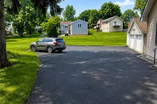 2836 Nazareth Rd, Easton, PA 18045 - Photo 16