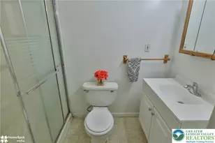 560 Hillside Ave, Bethlehem City, PA 18015 - Photo 16