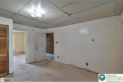 560 Hillside Avenue, Bethlehem City, PA 18015 - Photo 12