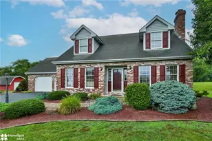 2642 Community Dr, Moore Township, PA 18014 - Photo 1