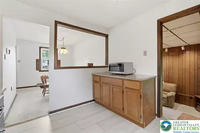 1385 Woodmere Road, Lower Pottsgrove Twp, PA 19464 - Photo 10
