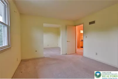 1760 Peachtree Circle, Whitehall Township, PA 18052 - Photo 26