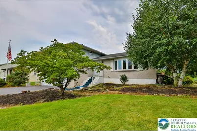 1760 Peachtree Circle, Whitehall Township, PA 18052 - Photo 2