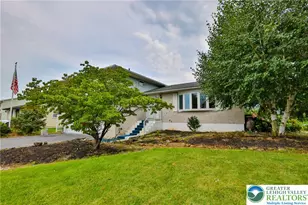 1760 Peachtree Cir, Whitehall Township, PA 18052 - Photo 2