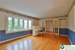 1760 Peachtree Cir, Whitehall Township, PA 18052 - Photo 8