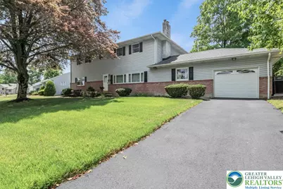 346 N 7th Street, Coopersburg Boro, PA 18036 - Photo 1