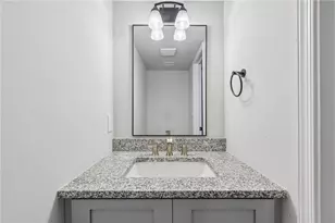 122 N 2nd St, Emmaus Boro, PA 18049 - Photo 6