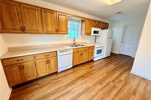 1433 Salisbury Rd, Allentown City, PA 18103 - Photo 8
