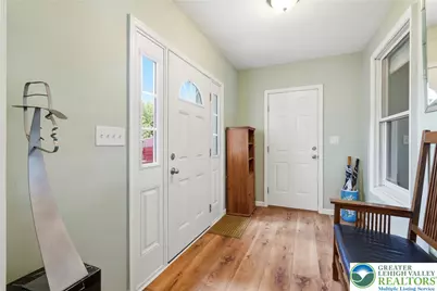 870 Wafford Lane, Bethlehem City, PA 18017 - Photo 2