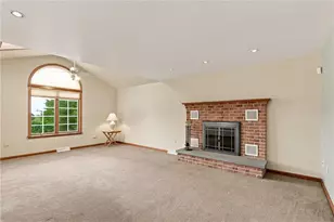 6090 Stone Post Rd, East Allen Township, PA 18014 - Photo 10