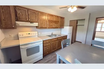 1145 7th Street #2nd Floor, North Catasauqua Bor, PA 18032 - Photo 8