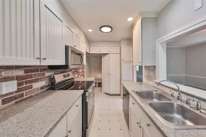30 S Muhlenberg Street, Allentown City, PA 18104 - Photo 14