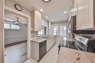 30 S Muhlenberg St, Allentown City, PA 18104 - Photo 16