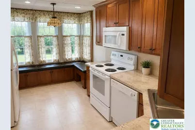 2836 Nazareth Road, Palmer Twp, PA 18045 - Photo 4