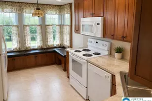2836 Nazareth Rd, Palmer Twp, PA 18045 - Photo 4