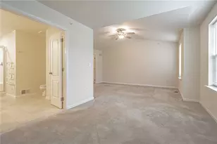 287 Redclover Ln, Upper Macungie Township, PA 18104 - Photo 24