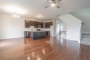 287 Redclover Ln, Upper Macungie Township, PA 18104 - Photo 10