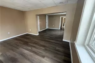 827 Milton St, Easton, PA 18042 - Photo 2