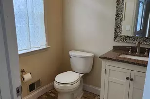5280 Vermont Dr, Bethlehem Township, PA 18045 - Photo 26