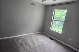 5280 Vermont Dr, Bethlehem Township, PA 18045 - Photo 18