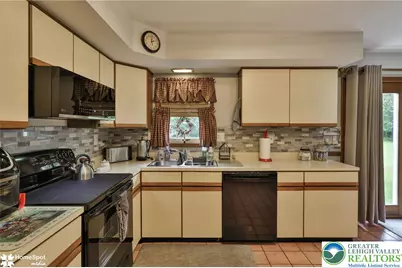 6117 Powers, Plainfield Township, PA 18064 - Photo 14