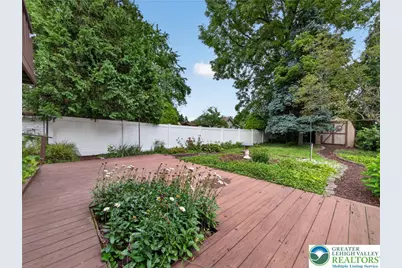 329 Delong Avenue, Emmaus Boro, PA 18049 - Photo 20