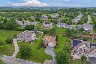 2243 Apple Rd, Weisenberg Township, PA 18051 - Photo 10