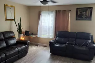 708 Bach Ct, Freemansburg Boro, PA 18017 - Photo 8