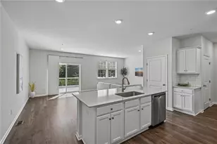 76 Fonthill Ct, Richlandtown, PA 18951 - Photo 2