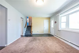 2715 Swanson St, Palmer Twp, PA 18045 - Photo 6