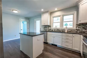 2715 Swanson St, Palmer Twp, PA 18045 - Photo 10