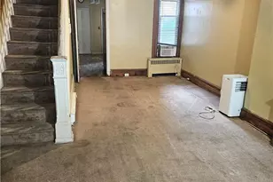 132 N 2nd St, Allentown City, PA 18101 - Photo 2